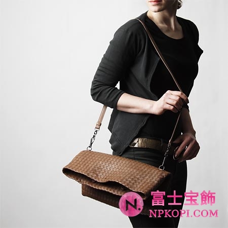 ボッテガヴェネタ/BOTTEGA VENETA/ レザートートバッグ（２ＷＡＹ仕様） /キャラメルブラウン282929 v0016 2880